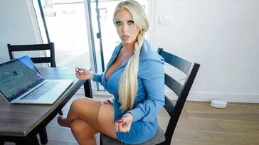 Mi hijastro me pilla viendo porno en el portatil: qué verguenza